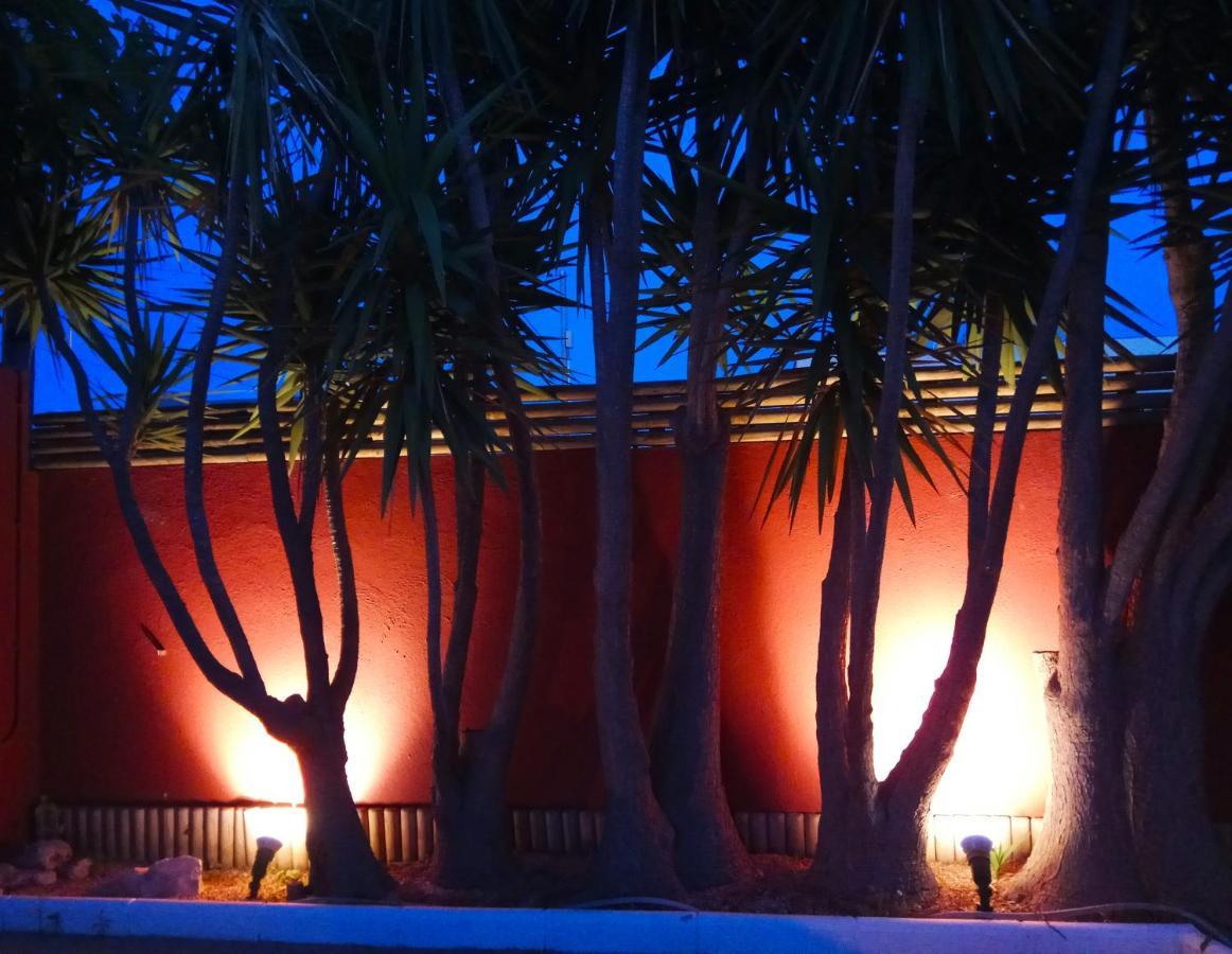 Casablanca El Petit Hotel เดลแตเบรอ ภายนอก รูปภาพ