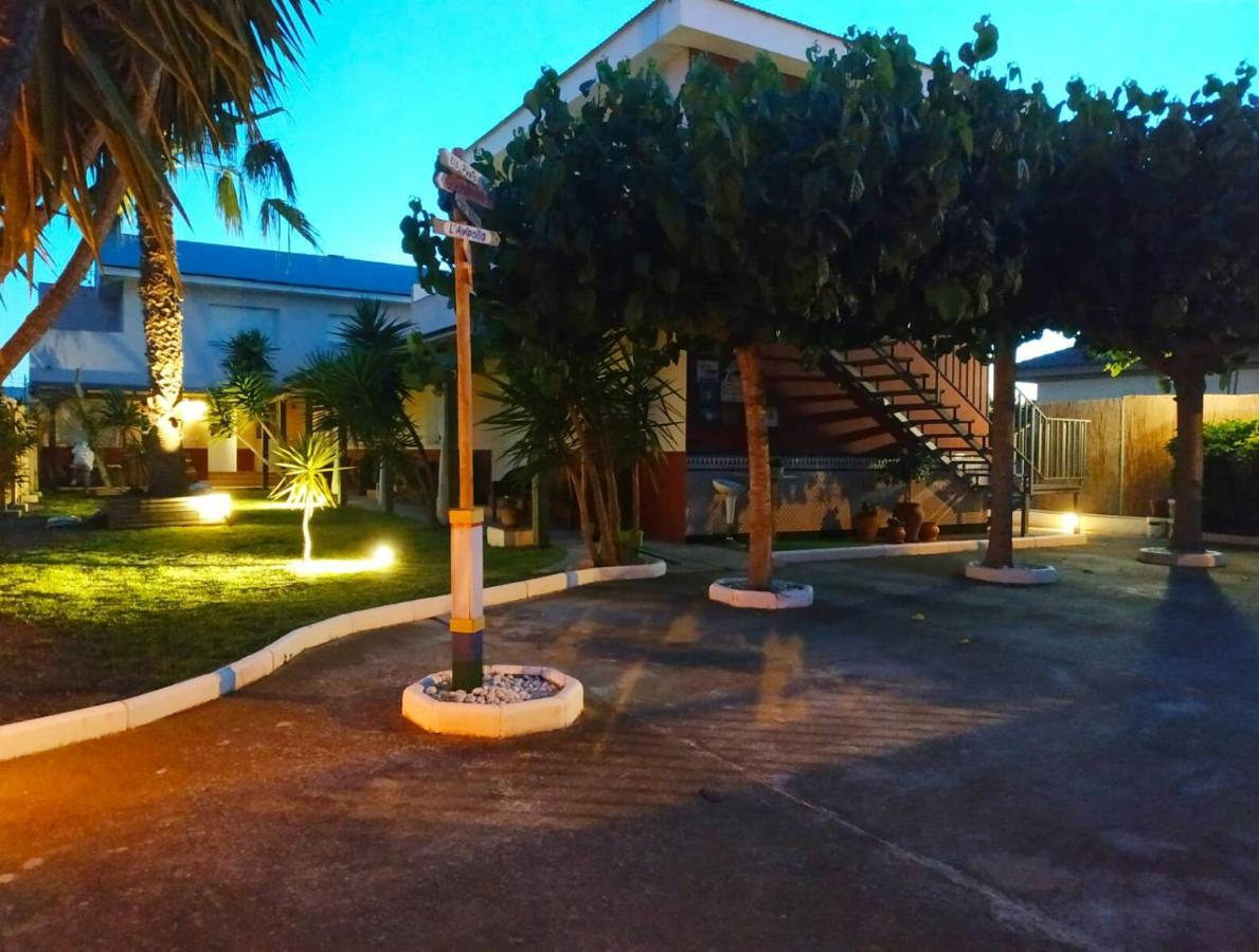 Casablanca El Petit Hotel เดลแตเบรอ ภายนอก รูปภาพ